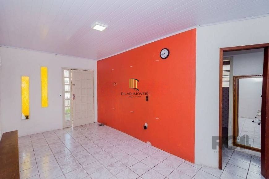 Excelente casa de 70m² com 3 dormitórios no bairro Sarandi. 