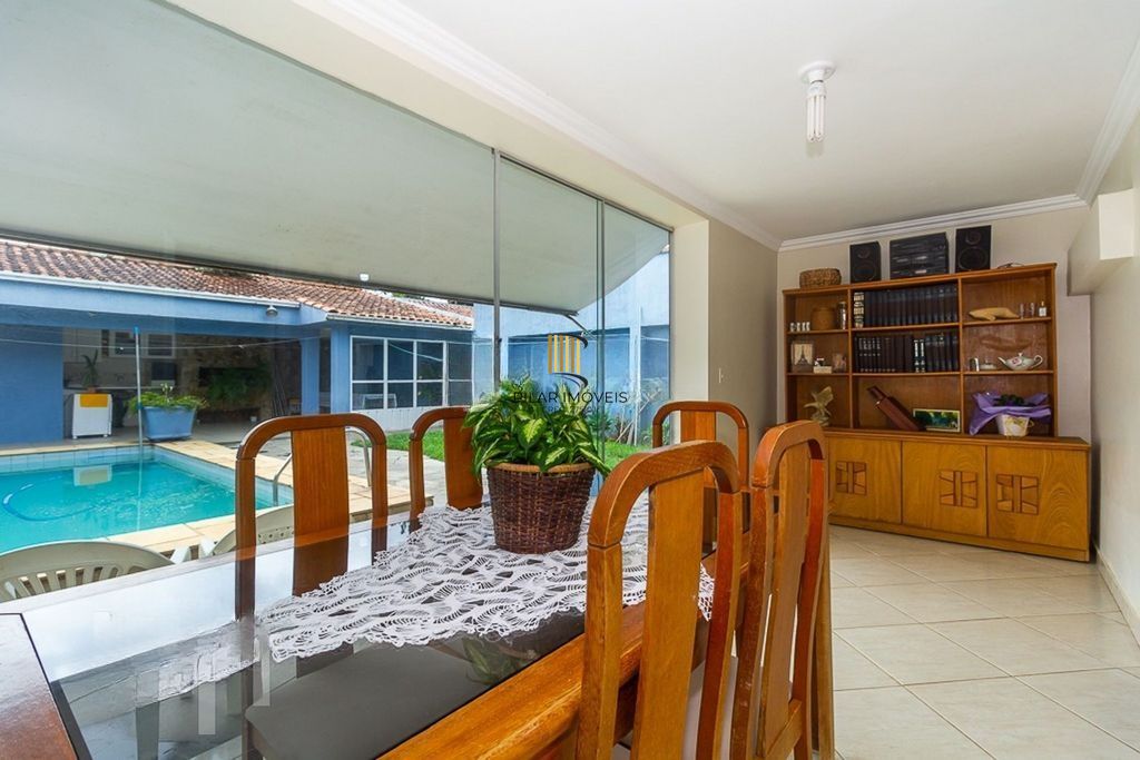 Casa de 4 dormitórios à venda no Bairro Ipanema - Porto Alegre