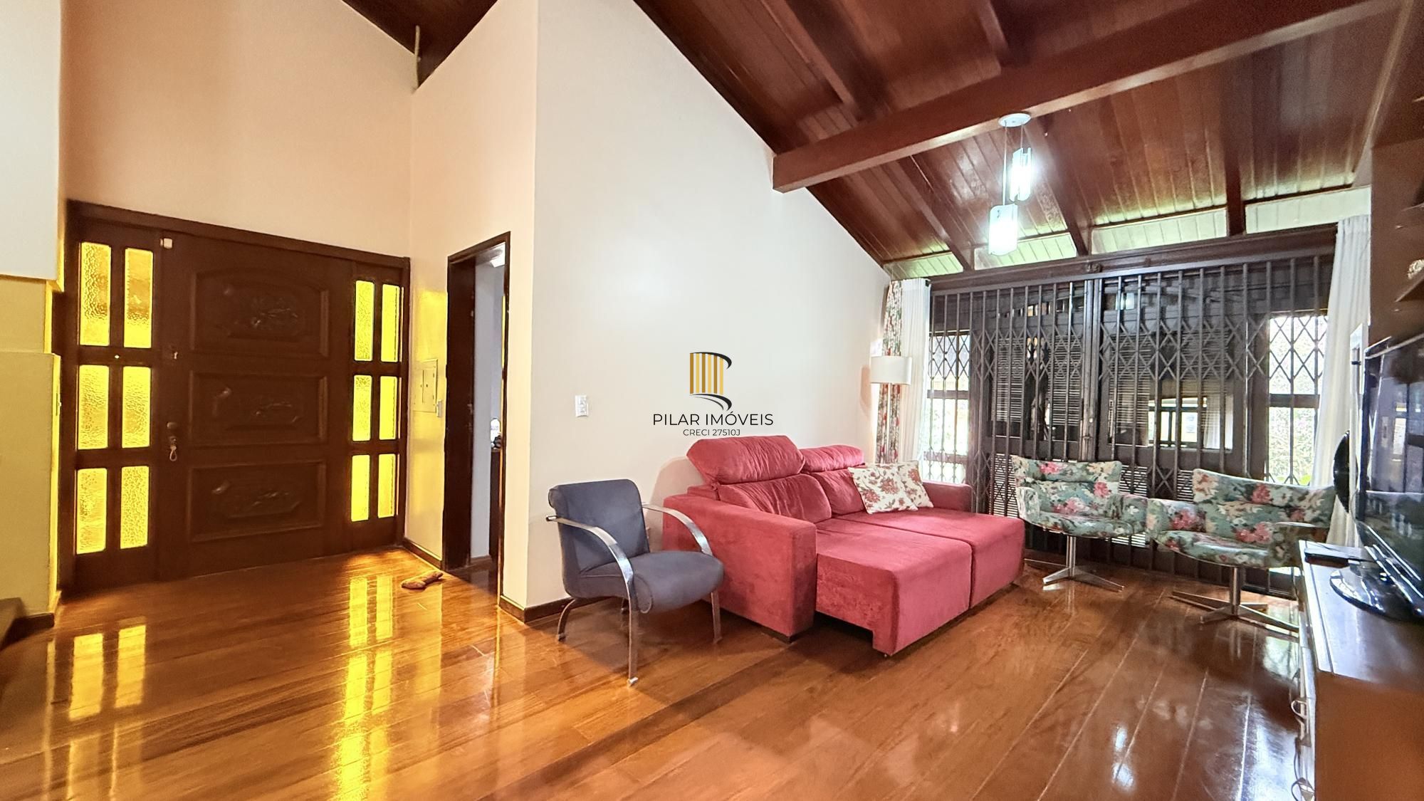 Casa para Venda - 260m², 4 dormitórios, sendo 1 suites, 4 vagas - Nonoai
