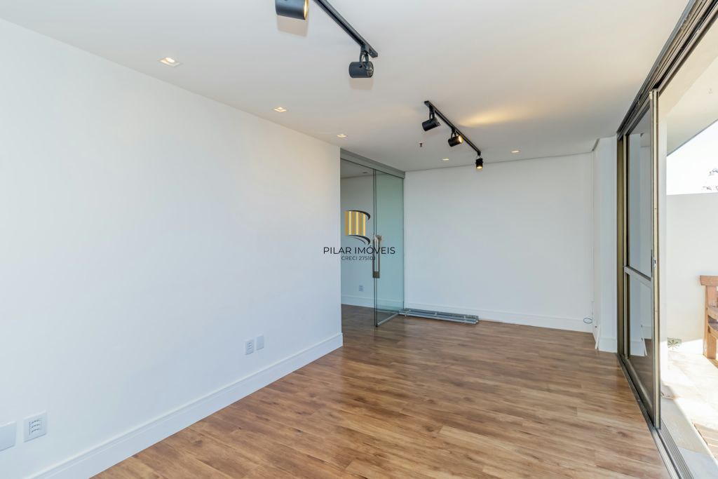 Sala / Conjunto Comercial à venda no Bairro Moinhos de Vento - Porto Alegre