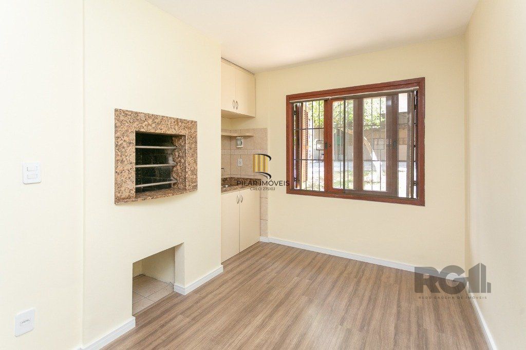 Casa com 5 dormitórios no bairro Jardim Carvalho