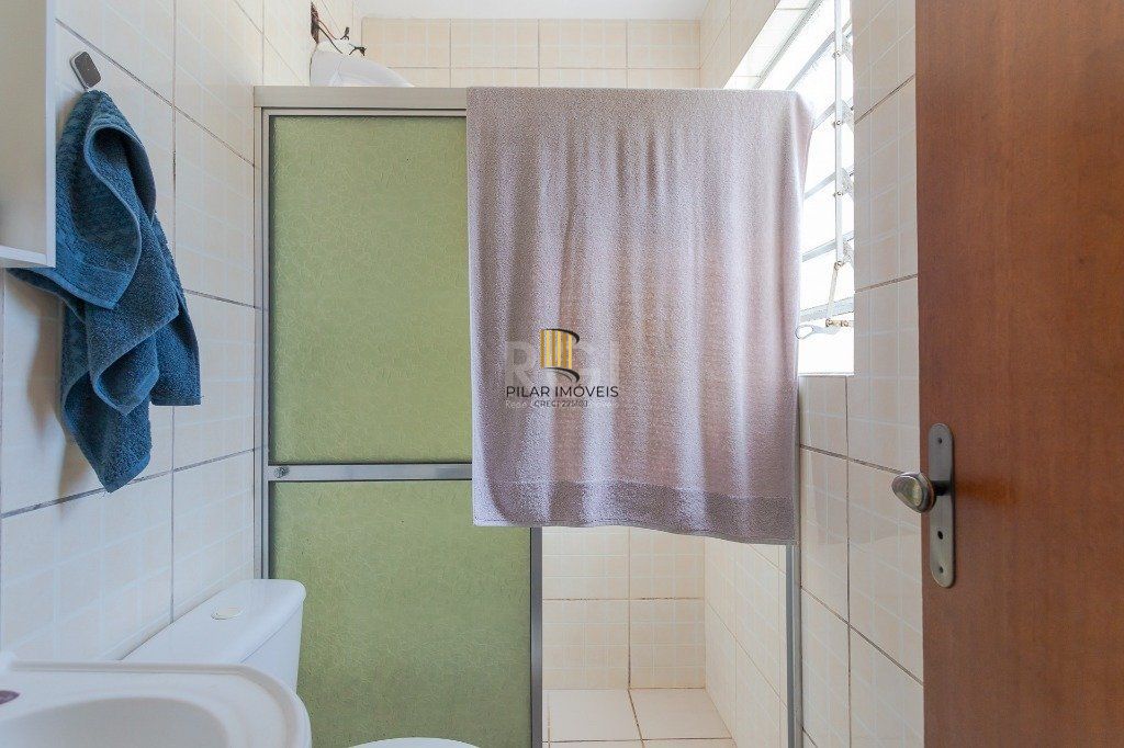 Casa 4 Dormitório(s) Bairro Glória