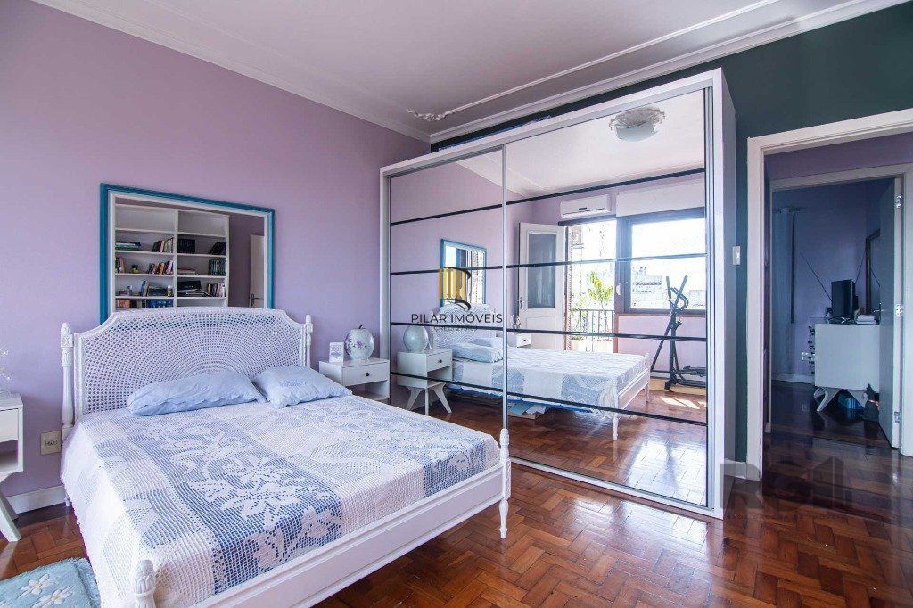 Apartamento 152m² - 4 dormitórios no bairro Floresta