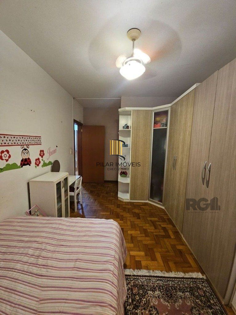 casa de 5 dormitórios no bairro Glória