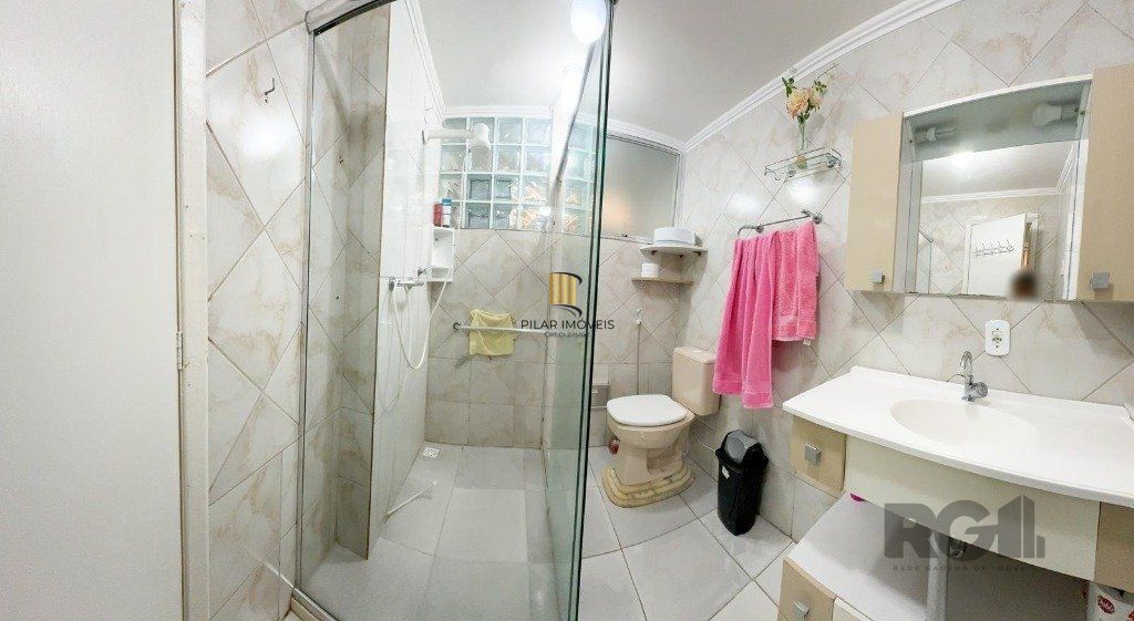 Apartamento de 115m², 3 dormitórios, 2 vagas no bairro Glória