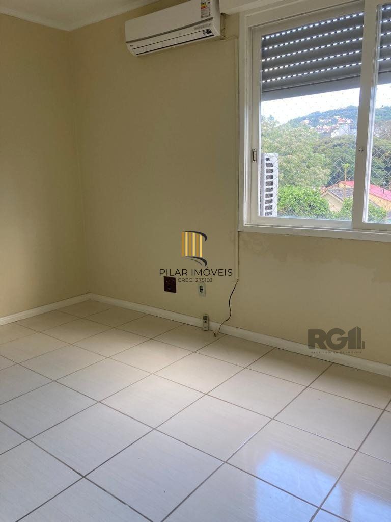 Apartamento de 2 dormitórios com 1 vaga no bairro Nonoai