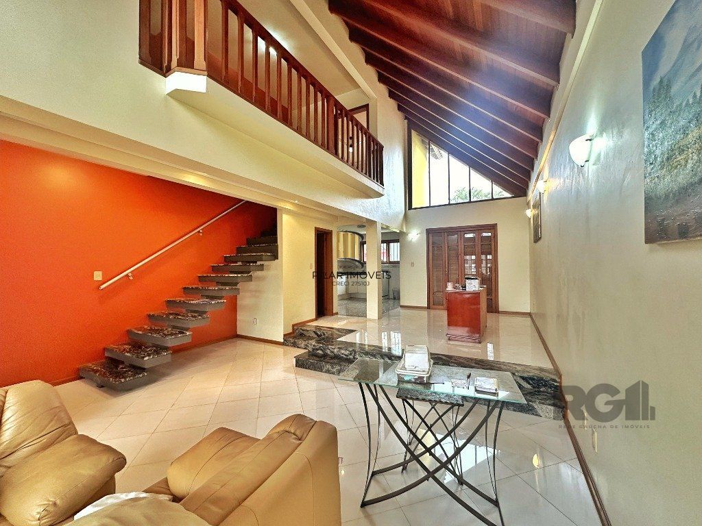 Casa 3 dormitórios no bairro Nonoai