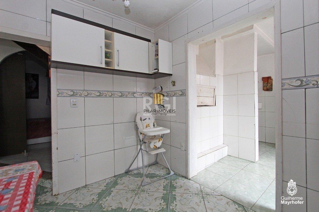 Casa para Locação/Aluguel - 160m², 3 dormitórios, sendo 1 suites, 2 vagas - Nonoai