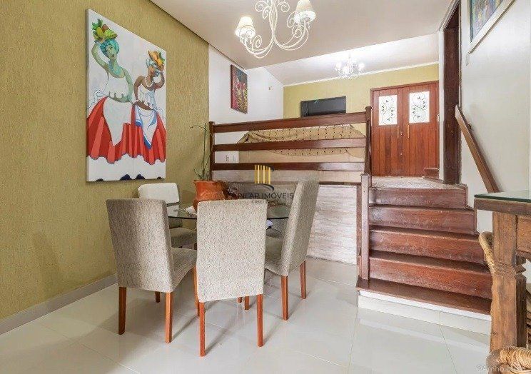 Casa de 3 dormitórios à venda em Ipanema, Porto Alegre.