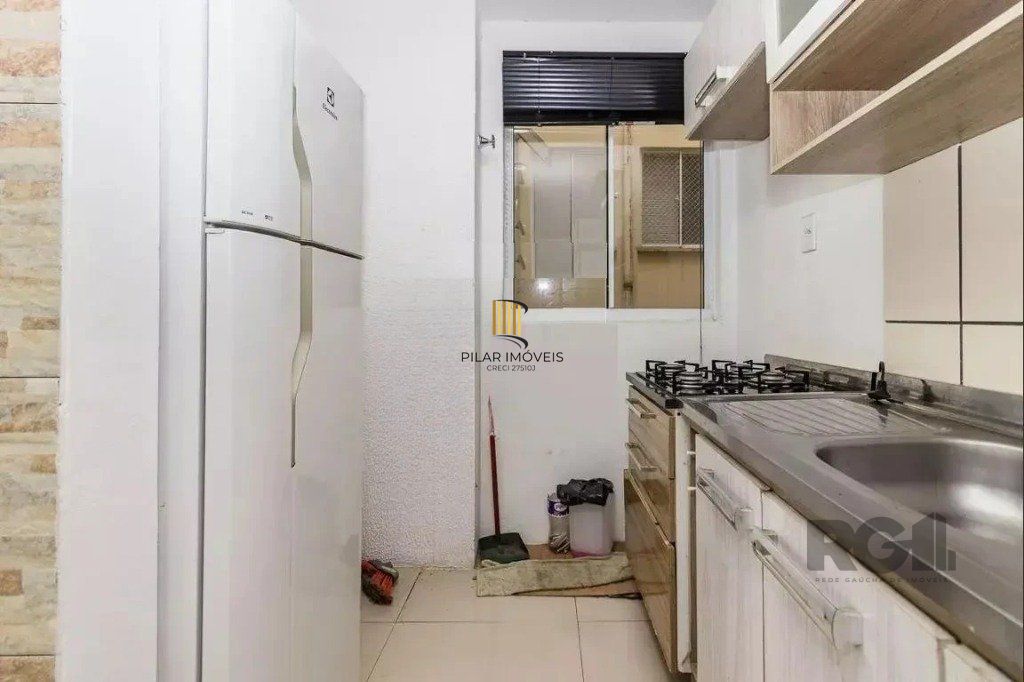 Apartamento de 2 dormitórios de 42m², no bairro Glória