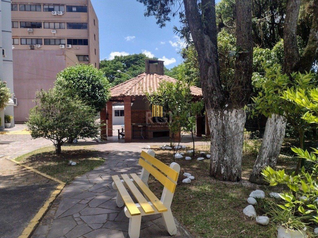 Apartamento 2 dormitórios no bairro Cavalhada