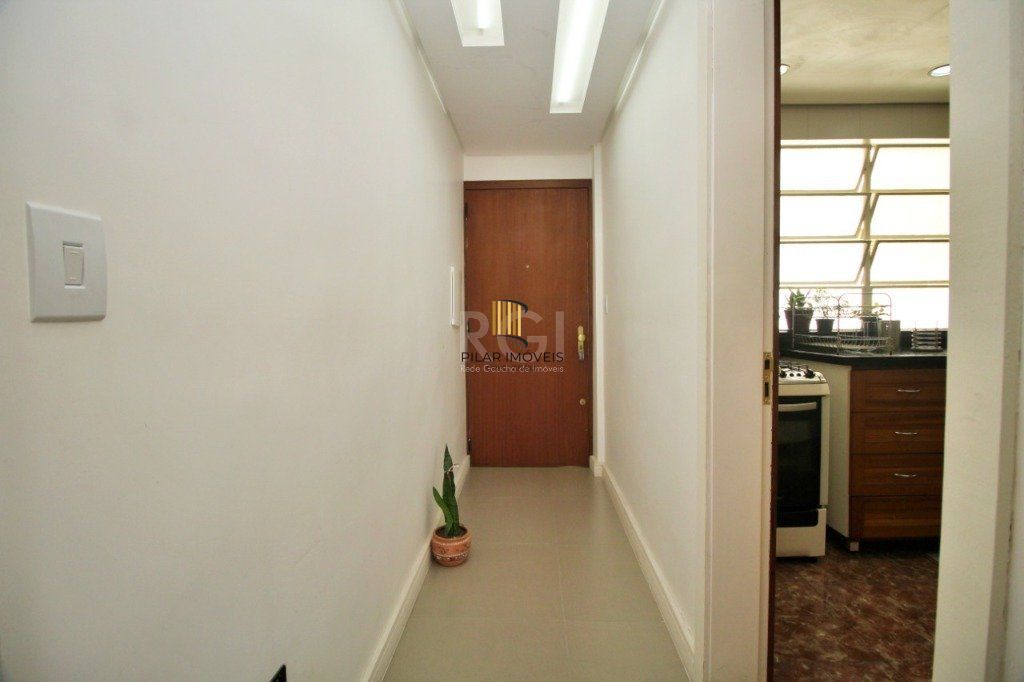 Apartamento para Venda - 103m², 3 dormitórios, sendo 1 suites, 1 vaga - Centro