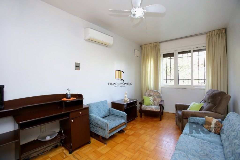 Casa 3 dormitórios no bairro Jardim  Botânico