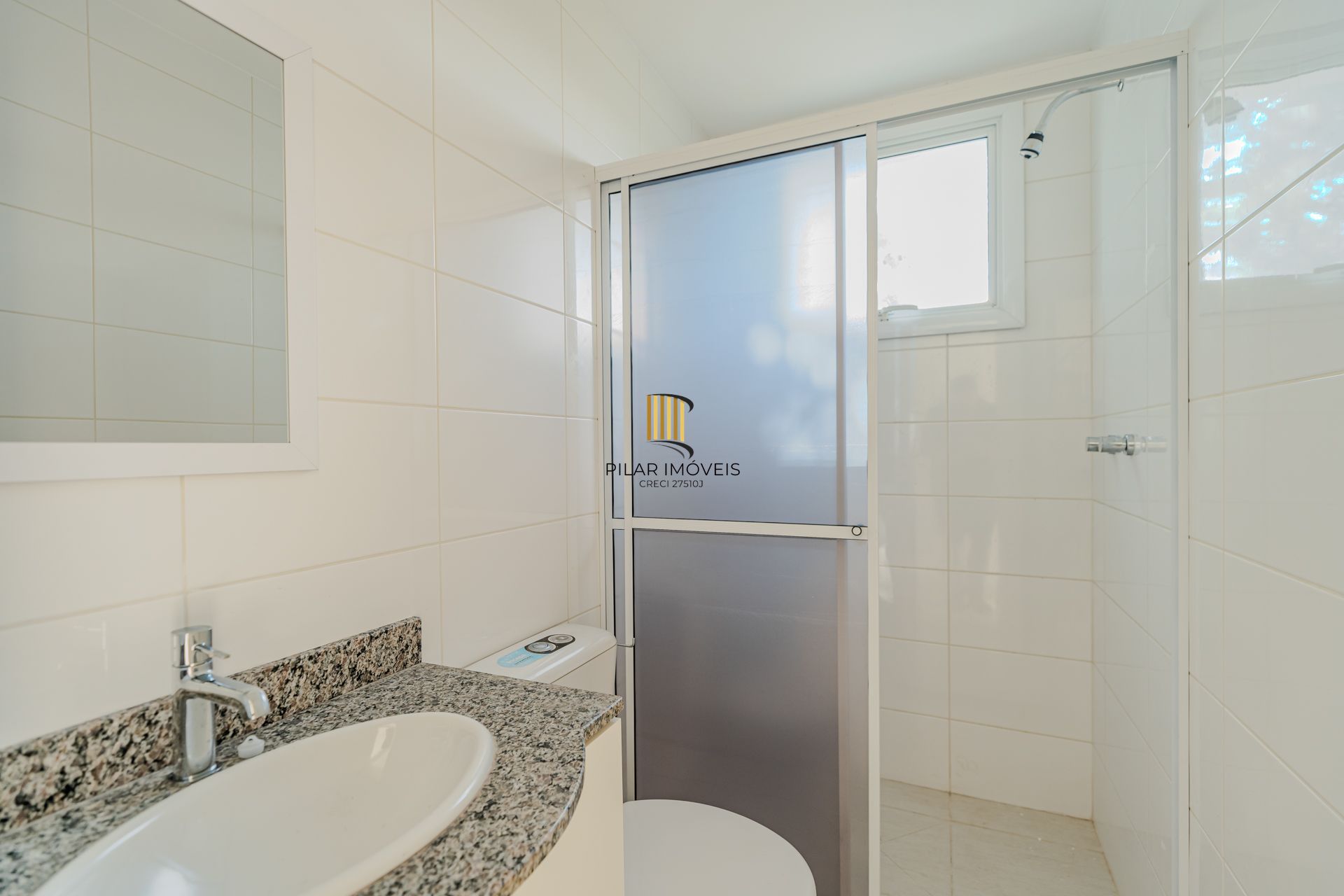 Apartamento para Venda - 59m², 2 dormitórios, sendo 1 suites, 2 vagas - Santa Tereza