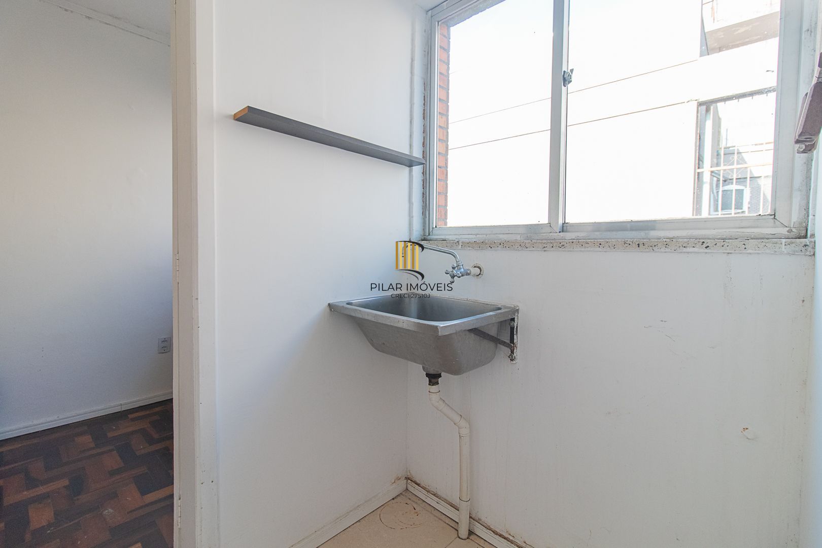 Apartamento de 03 dormitorios no bairro Teresopolis Porto Alegre-RS