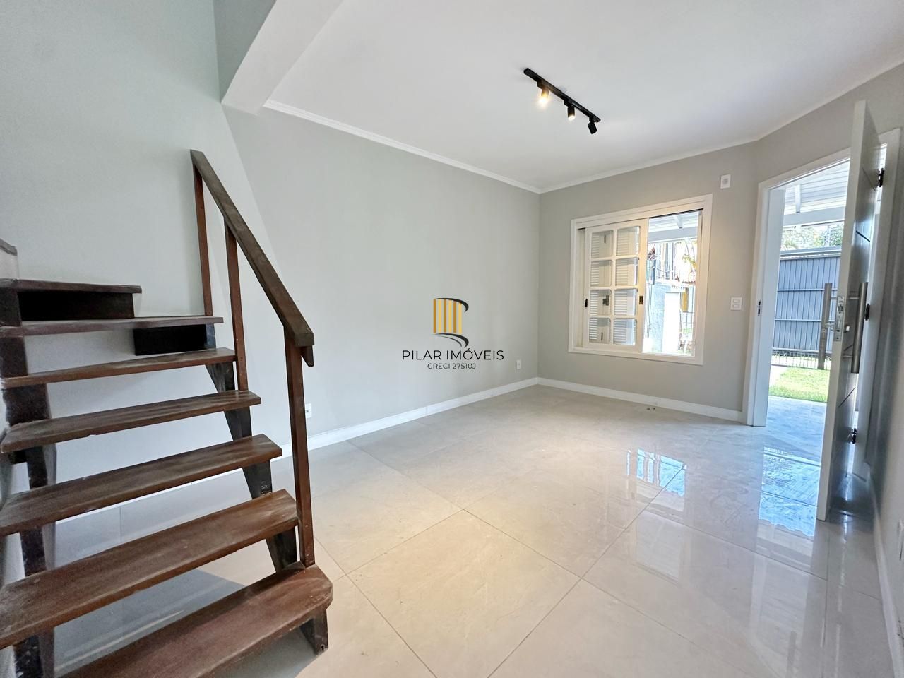 Casa 3 dormitórios no bairro Hípica