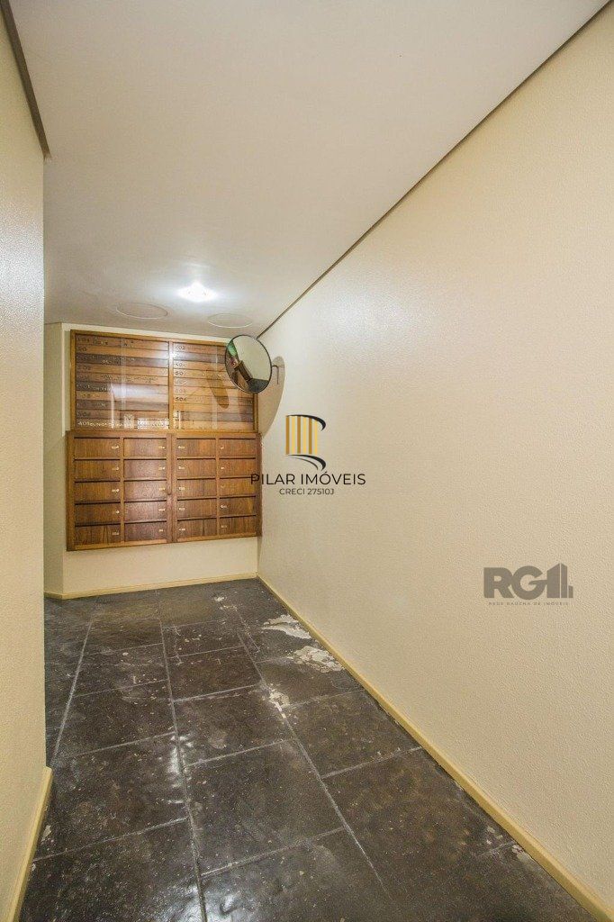 Sala comercial de 44,10m², semi mobiliada, no bairro Independência 