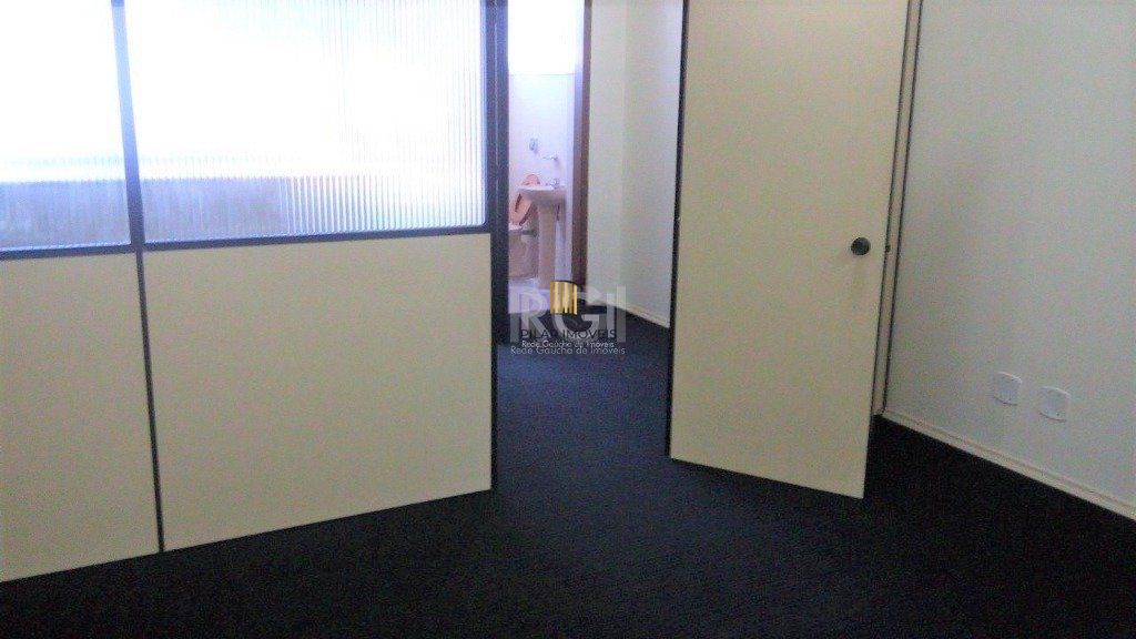 Sala comercial de 47m² - 1 sala e 1 banheiro no Passo da Areia