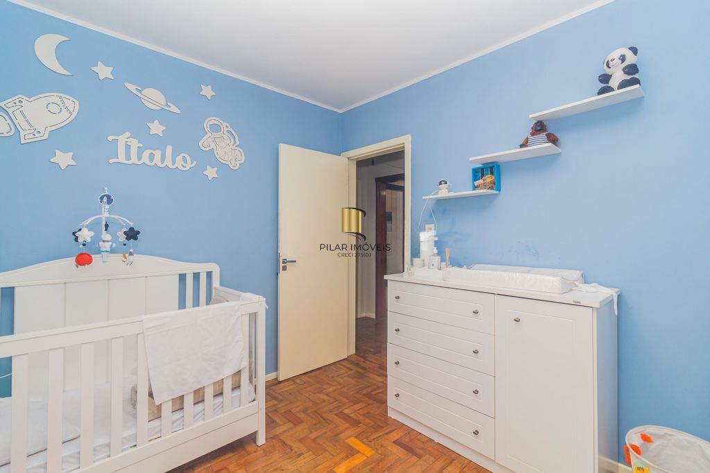 Casa de 3 dormitórios à venda no Bairro Parque Santa Fé - Porto Alegre