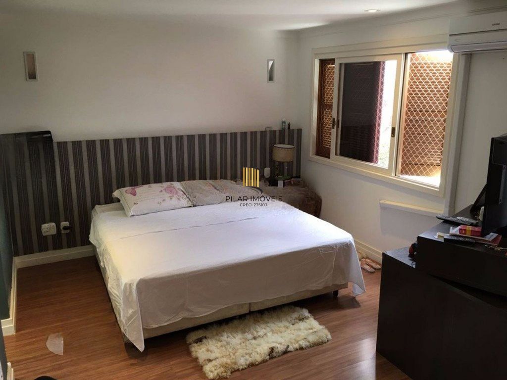 Apartamento de 3 dormitórios à venda no Bairro Jardim Sabará - Porto Alegre
