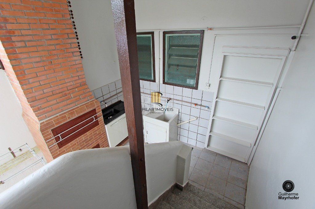Casa para Venda - 233m², 4 dormitórios, 5 vagas - Nonoai
