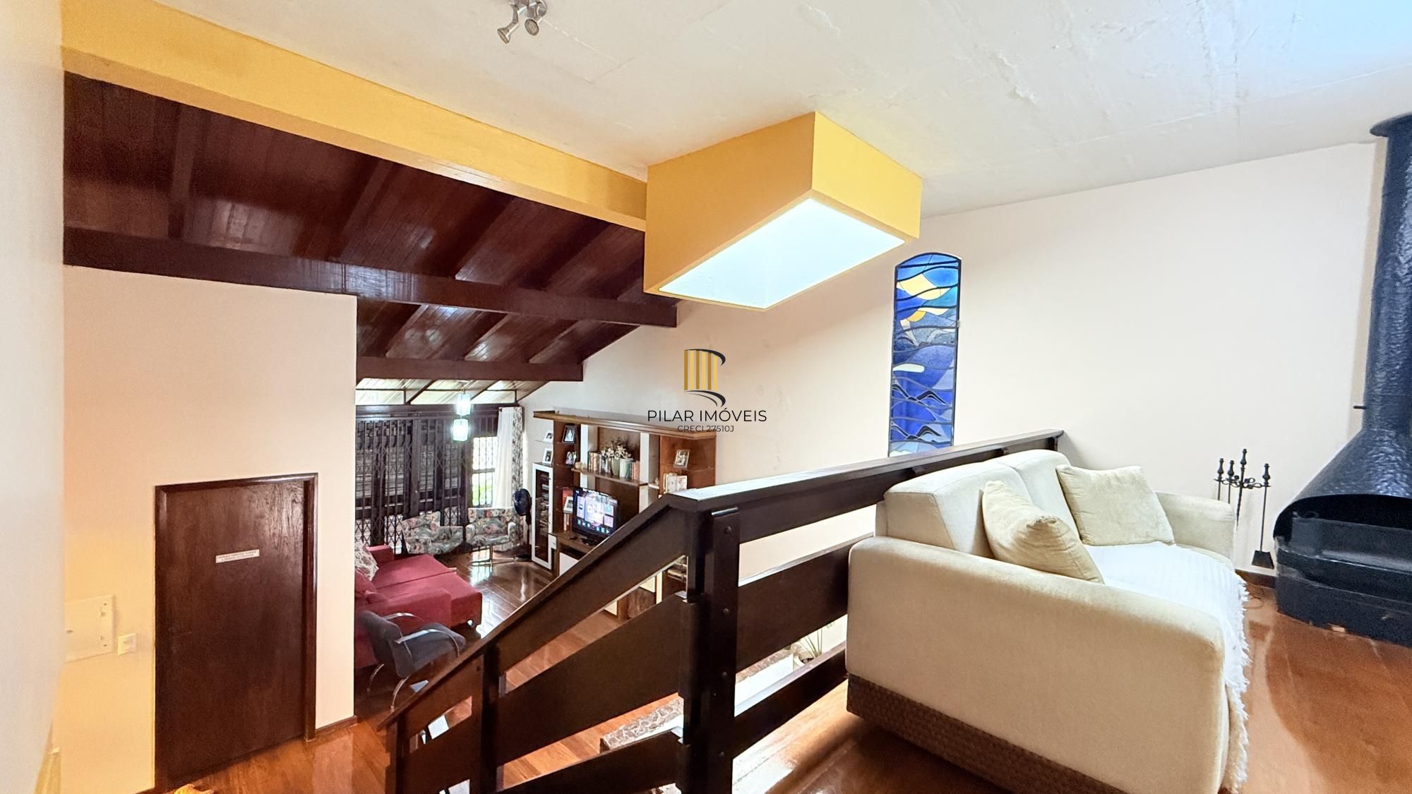 Casa para Venda - 260m², 4 dormitórios, sendo 1 suites, 4 vagas - Nonoai