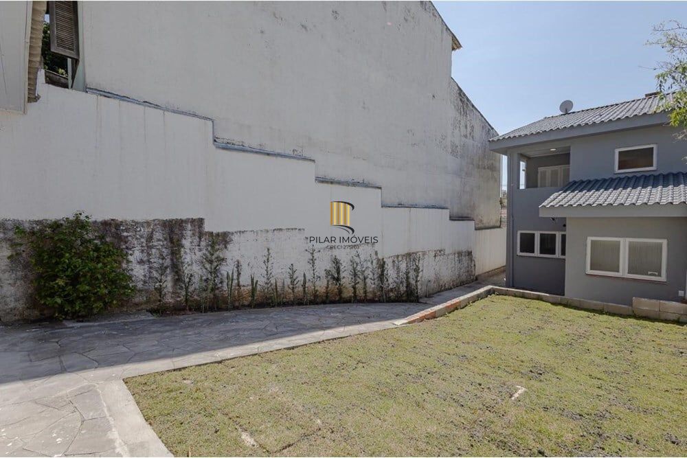Casa 3 dormitórios no bairro Teresópolis