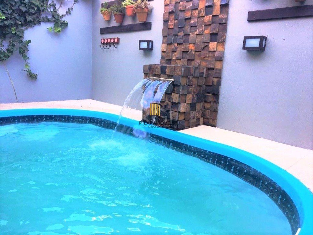 Casa para Venda - 165m², 3 dormitórios, sendo 3 suites, 1 vaga - Hípica