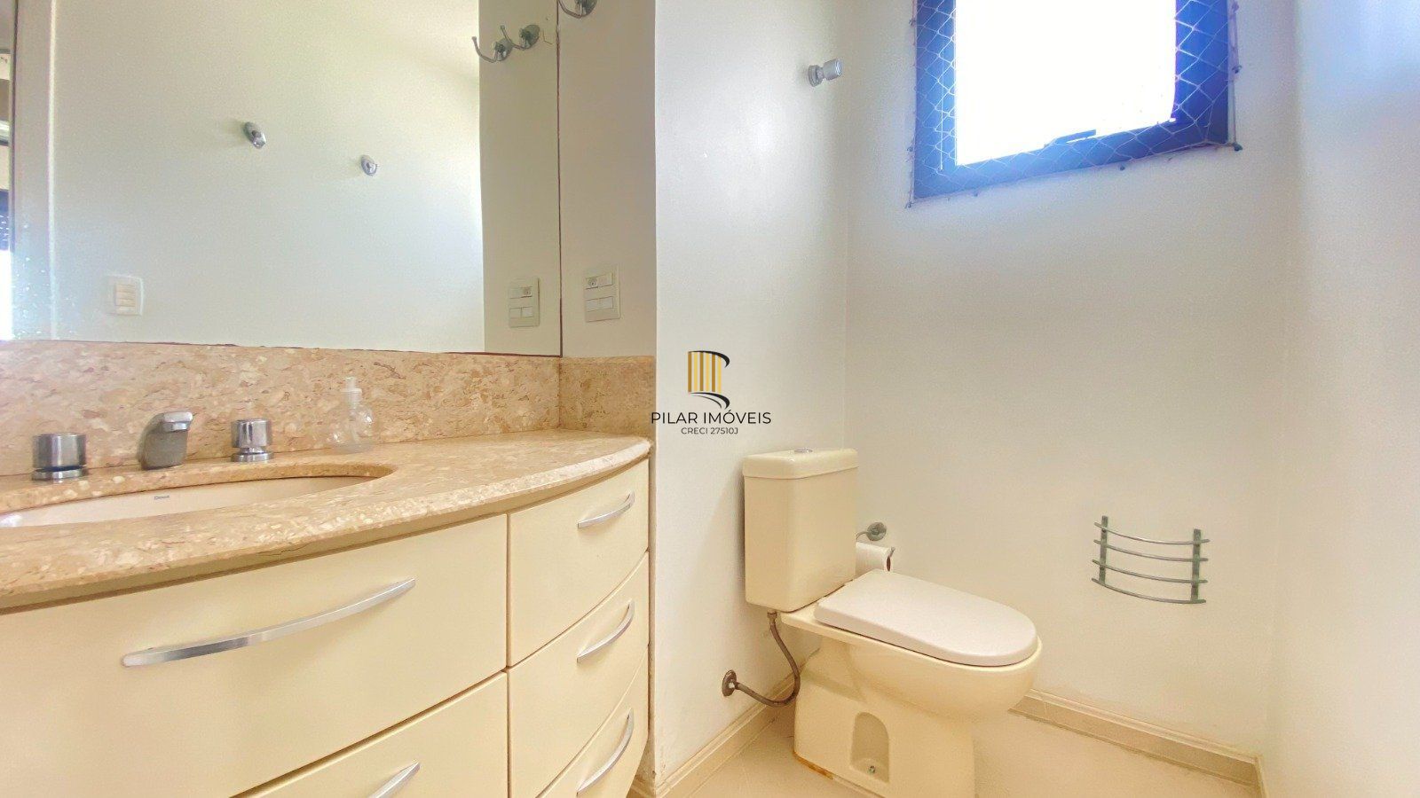 Apartamento com 3 quartos, 2 vagas e 100.7m² - Rua Botafogo - Menino Deus, Porto Alegre