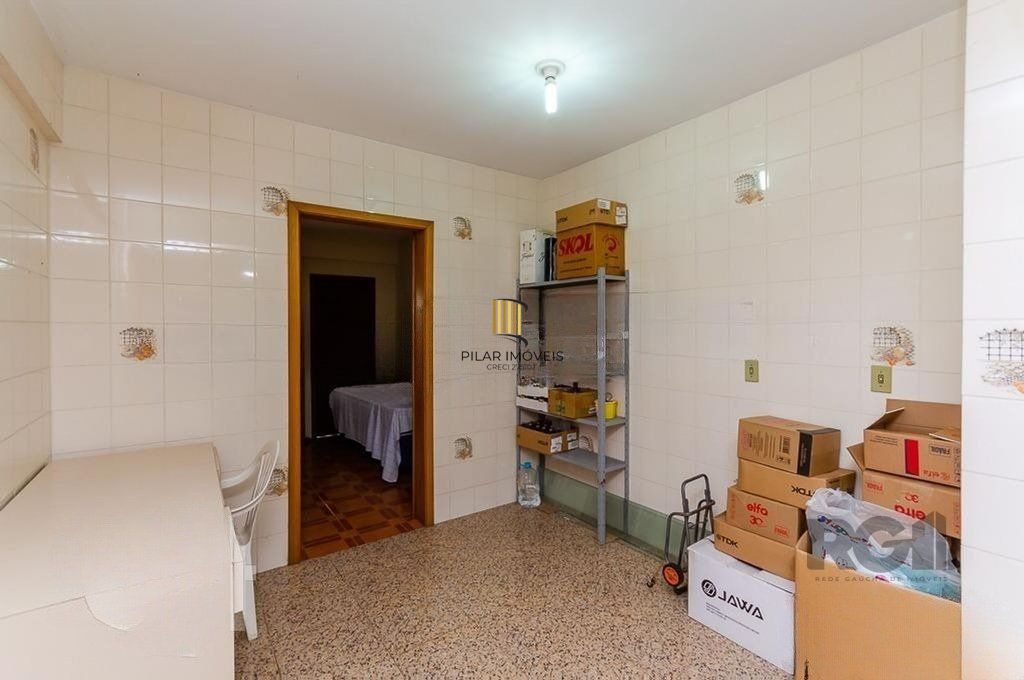 Casa de 3 dormitórios no bairro Vila Jardim