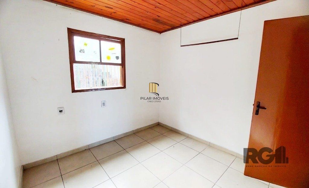 Casa de 3 dormitórios no bairro Cristal