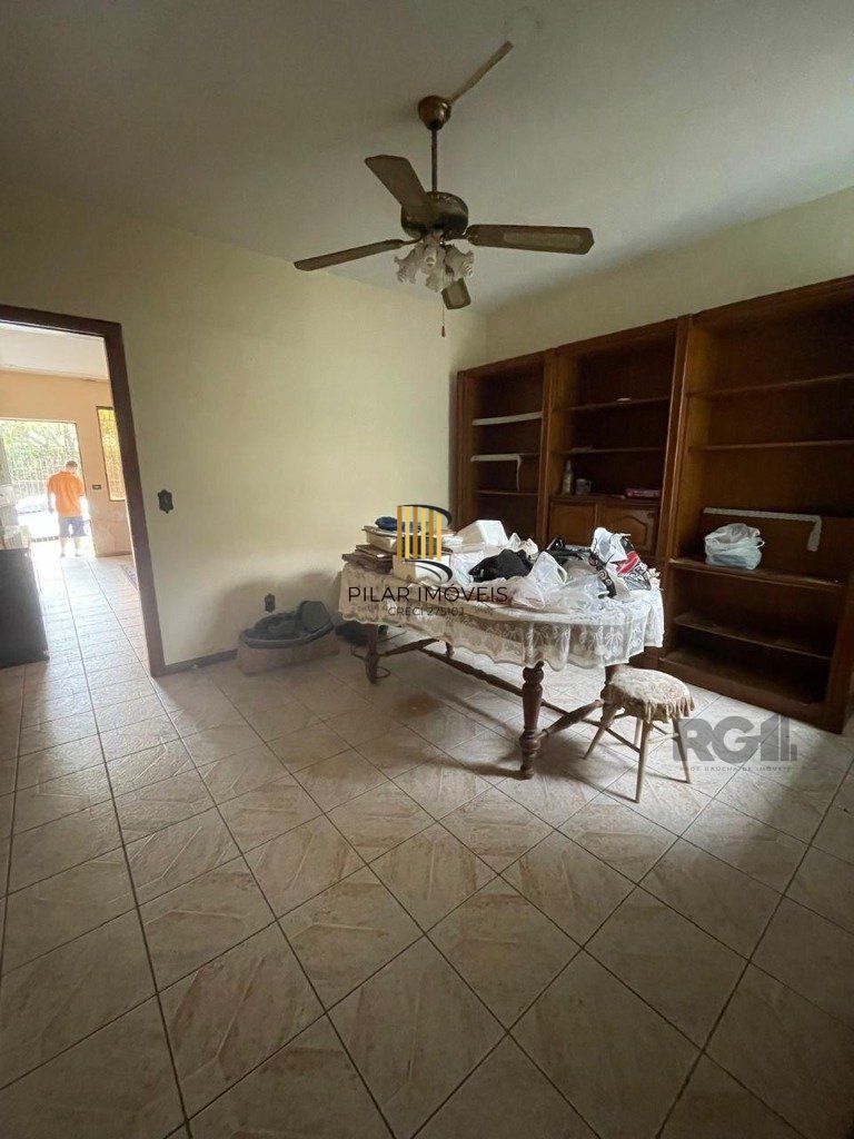 Casa 3 dormitórios no bairro Chácara das Pedras
