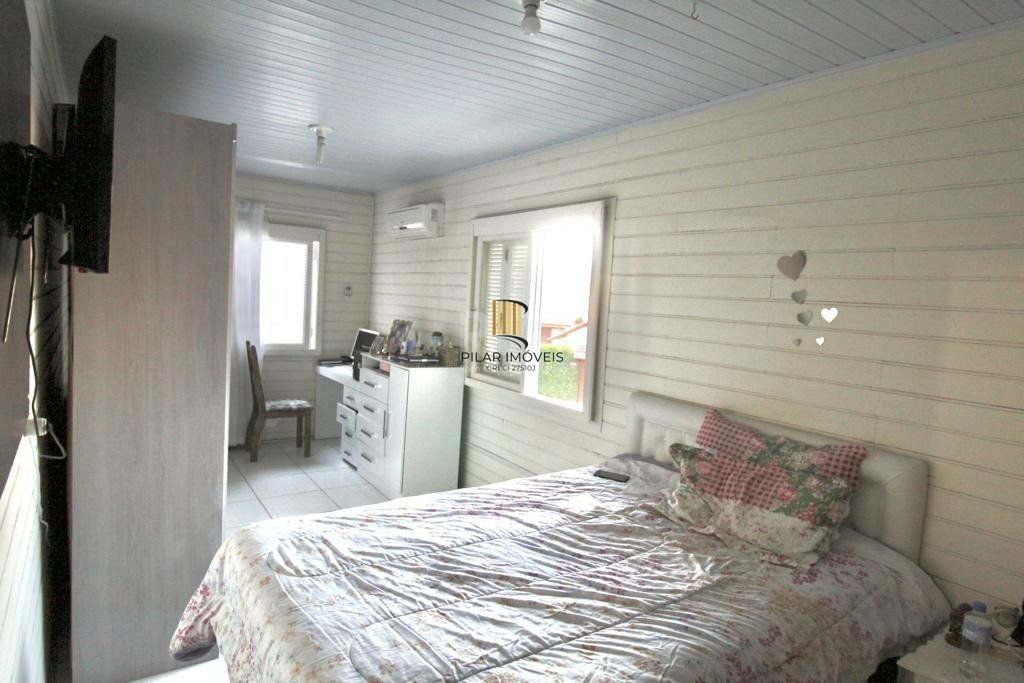 Casa para Venda - 90m², 5 dormitórios, sendo 1 suites, 5 vagas - Teresópolis