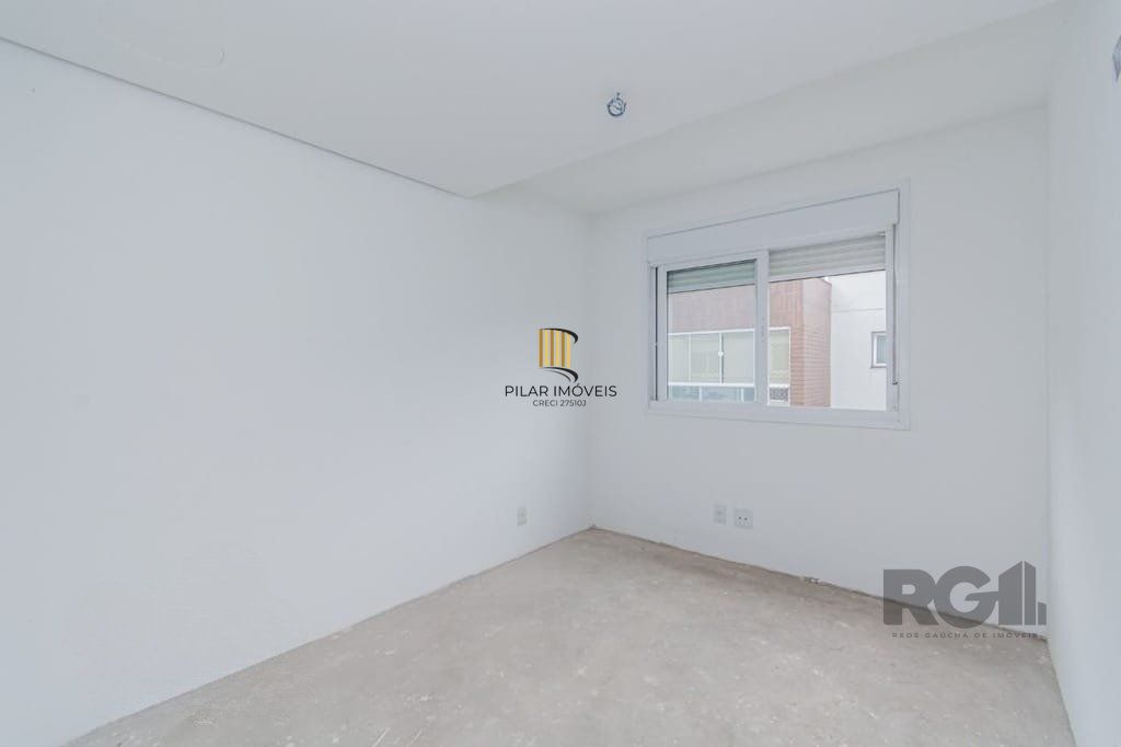 Excelente casa em condomínio de 251m² com 3 suítes e elevador!