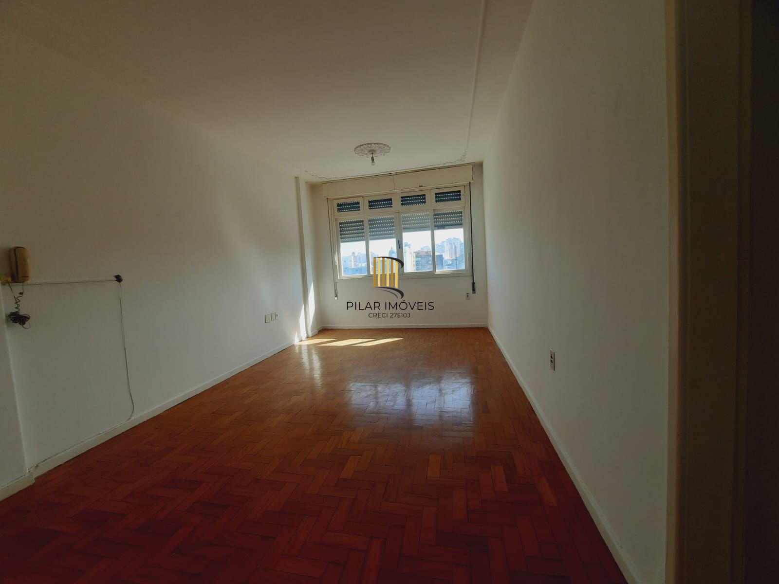 Apartamento 3 dormitórios no bairro Cidade Baixa/ Porto Alegre.