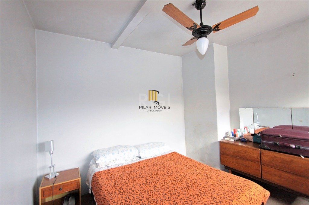 Casa para Venda - 187m², 3 dormitórios, sendo 1 suites, 2 vagas - Jardim São Pedro