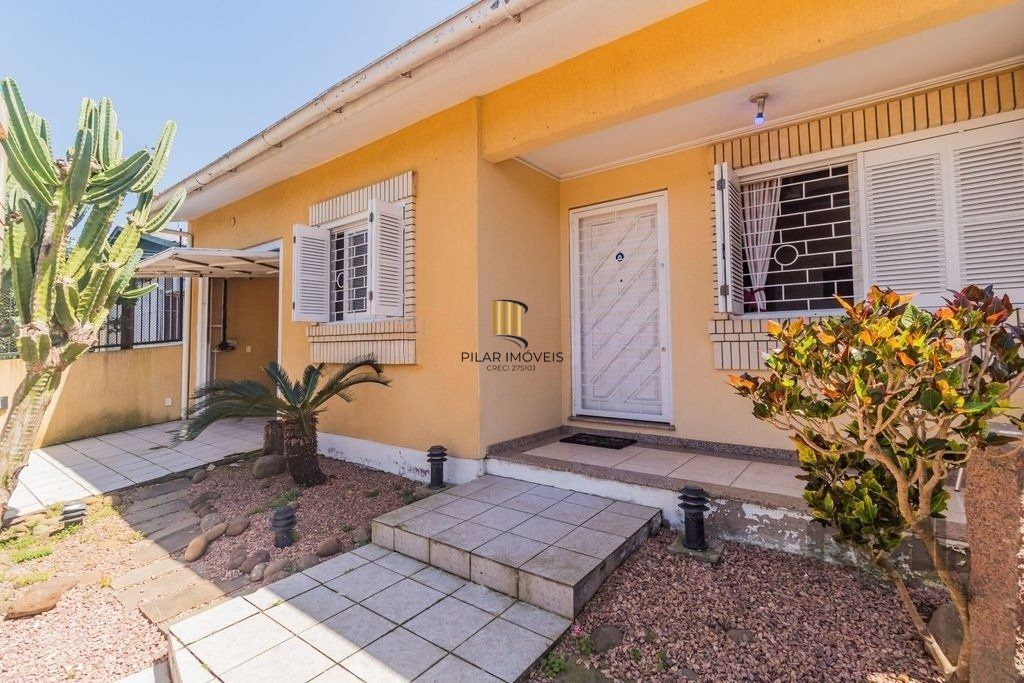 Casa 224m² - 3 dormitórios, 4 vagas no bairro Parque Santa Fé - Pilar Imóveis