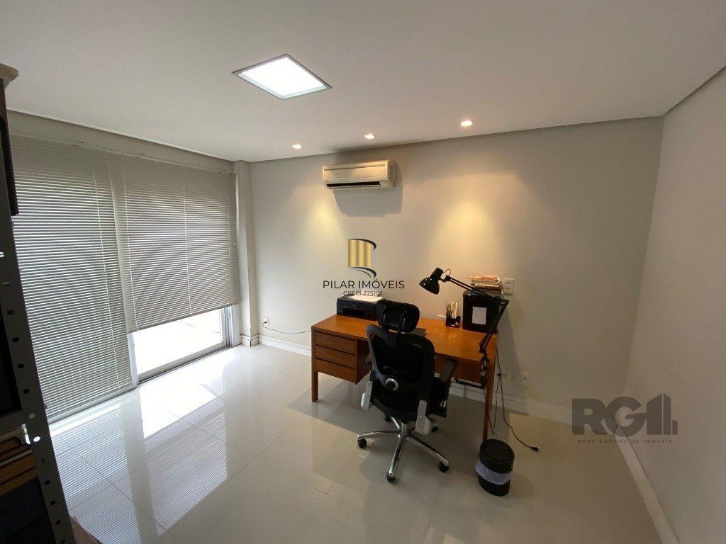 Casa 189m² - 3 suítes, piscina, 5 vagas no bairro Teresópolis