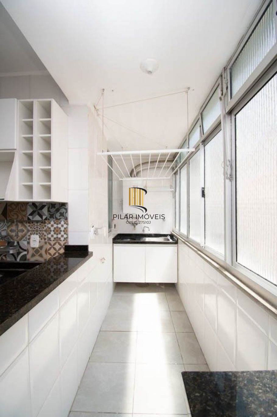 Apartamento de 3 dormitórios à venda no Bairro Centro Histórico, Porto Alegre.