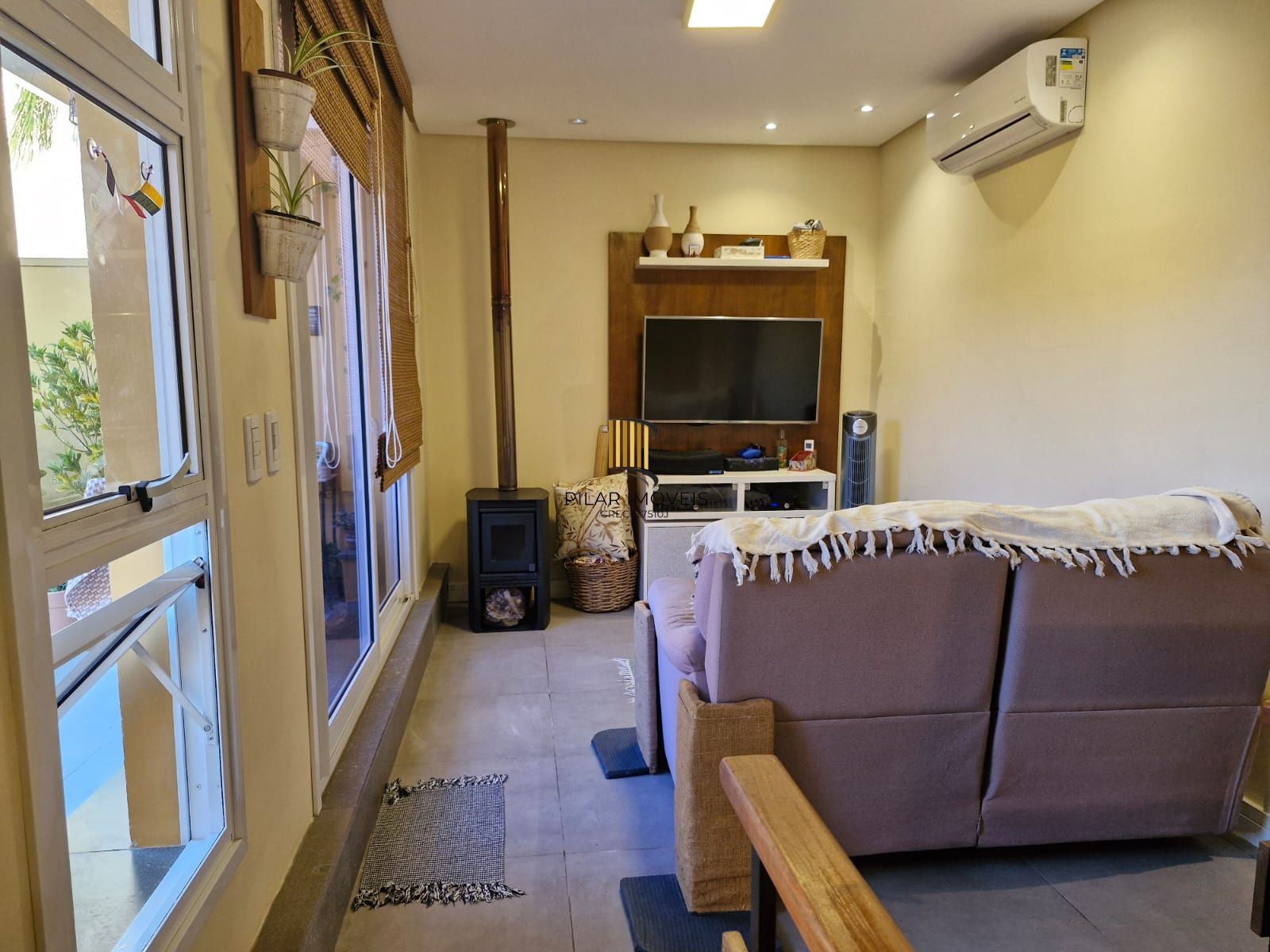 Casa em condomínio 3 dormitórios Bairro Medianeira