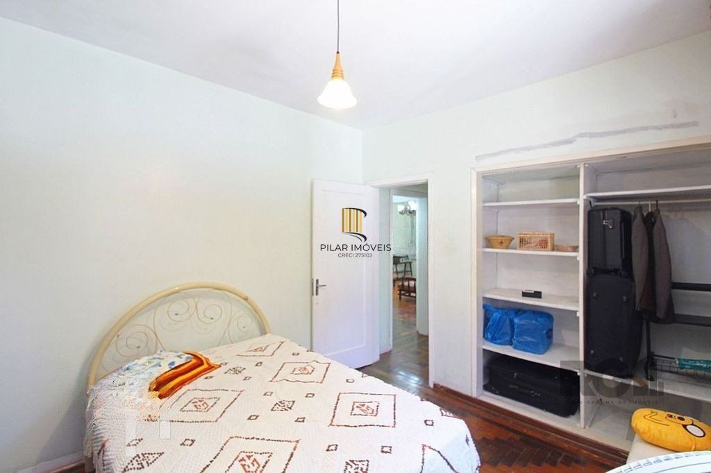 Casa à venda na Rua Marechal Mesquita, no bairro Teresópolis.