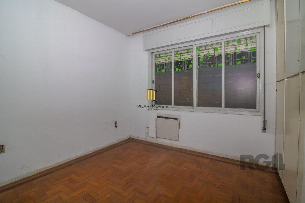 Casa 5 dormitórios no bairro Farroupilha