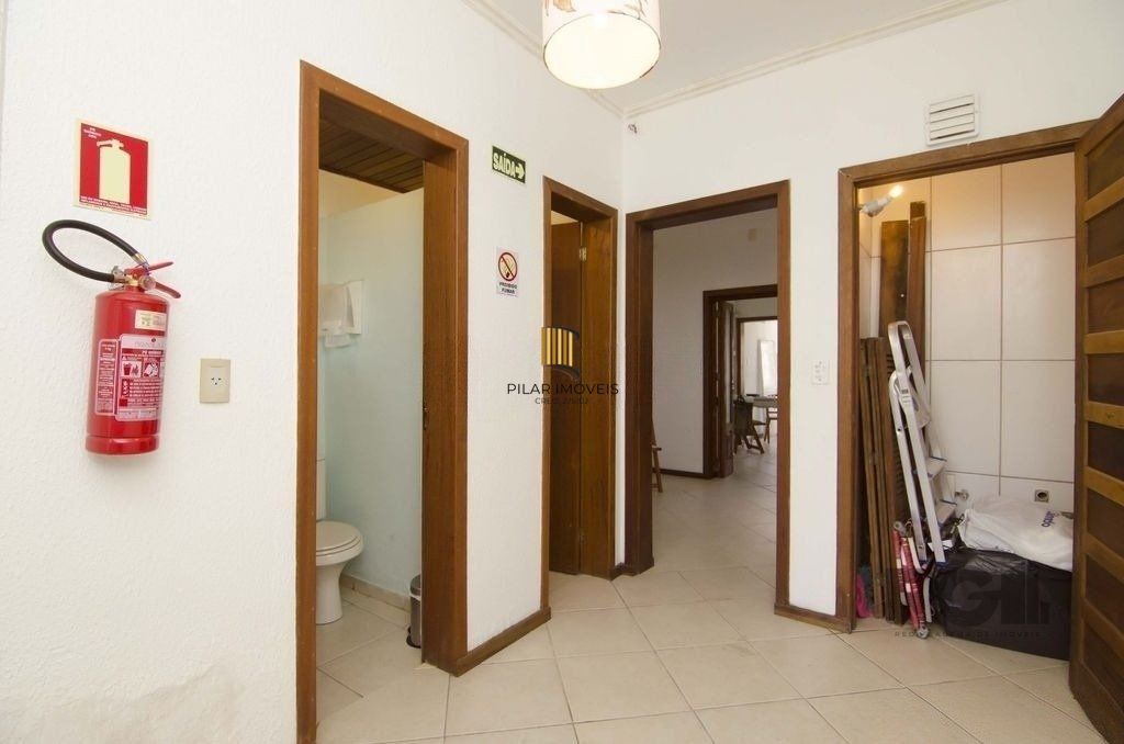 Excelente casa de 116m² com  2 dormitórios no bairro Cidade Baixa.