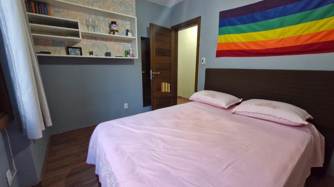 Apartamento pronto para morar, todo reformado, 3 dormitórios, banheiro, cozinha, área de serviço e 1 garagem