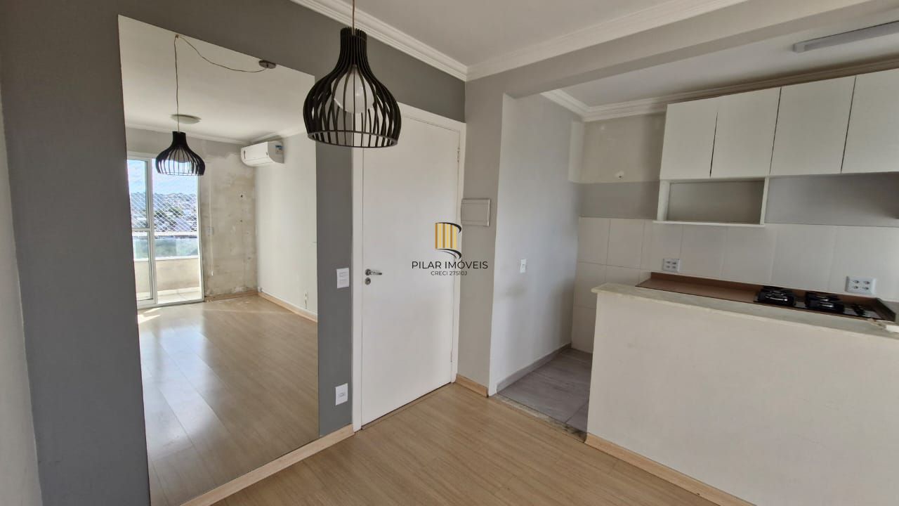 Apartamento de 2 dormitórios sendo 1 suíte, sala cozinha e garagem