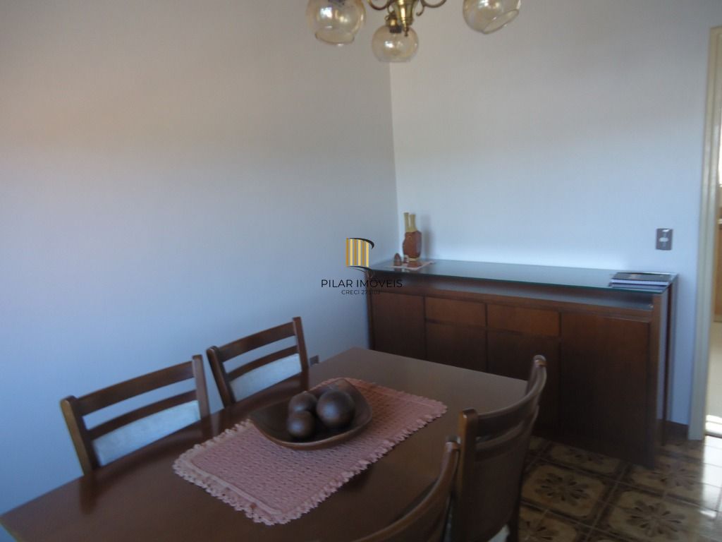 Casa para Venda - 750m², 4 dormitórios, sendo 2 suites, 5 vagas - Santa Tereza