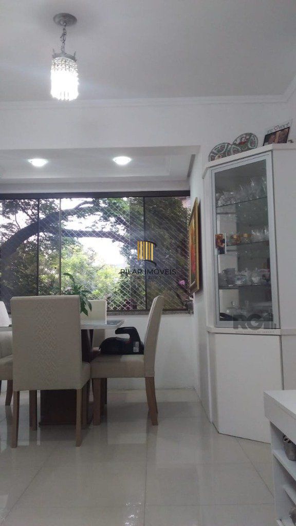 Apartamento 2 dormitórios no bairro Glória