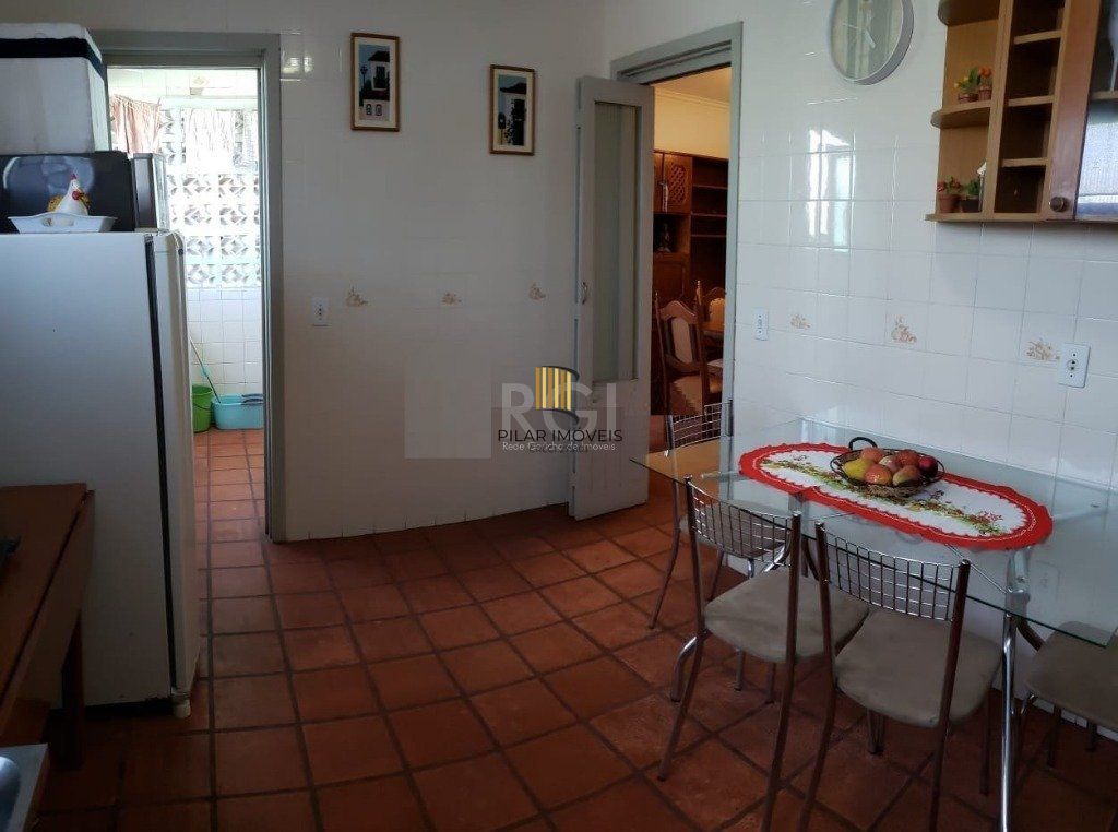 Apartamento para Venda - 130m², 3 dormitórios, 1 vaga - Centro