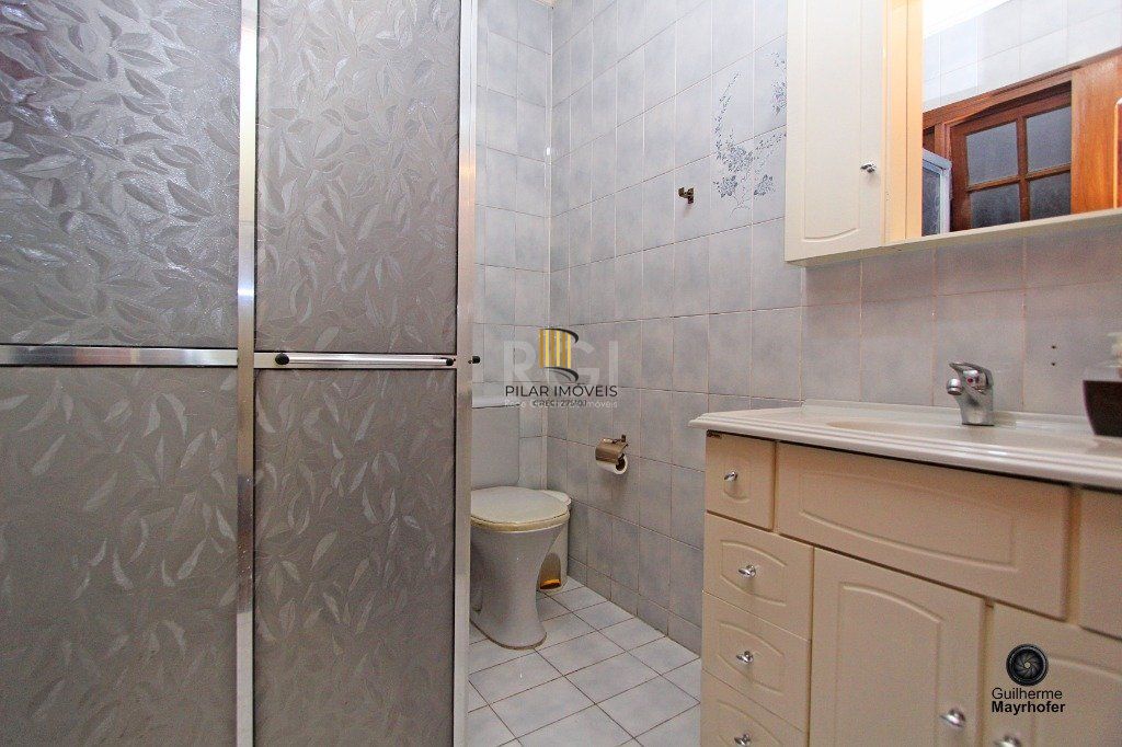 Casa para Venda - 180m², 3 dormitórios, sendo 1 suites, 3 vagas - Parque dos Maias