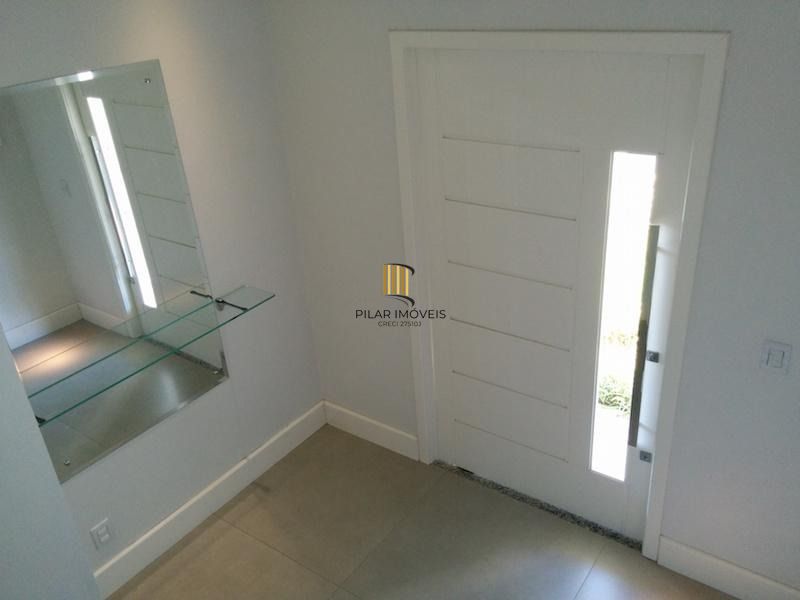 Casa para Venda - 217m², 3 dormitórios, sendo 1 suites, 5 vagas - Teresópolis